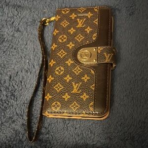 Louis Vuitton Monogram Canvas Wristlet Phone Wallet in Brown and Gold
